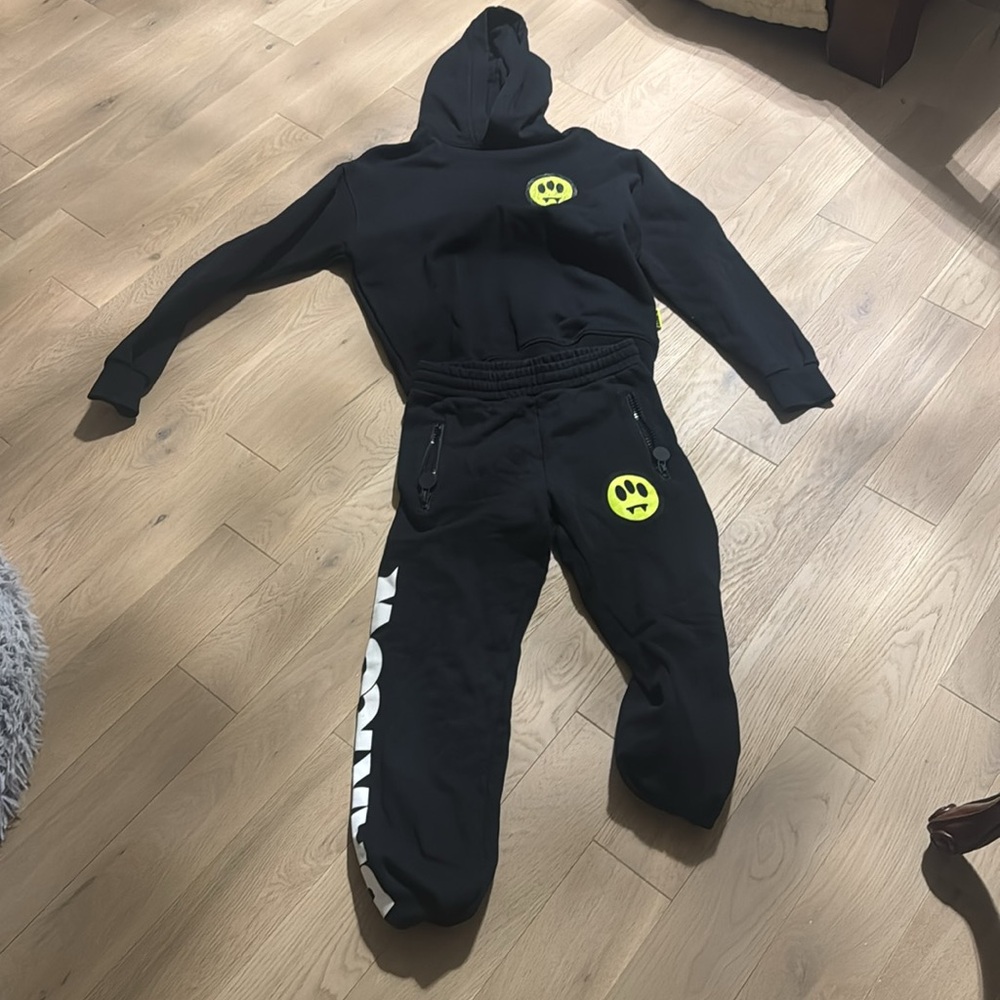 Italian brand Barrow Black Hoodie with pants great unique set from Italy